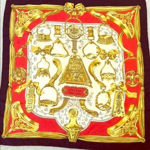 Etriers Hermès scarf